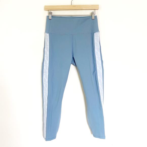 NWT Fabletics High-Waisted Statement Powerhold 7/8 Leggings Medium - Picture 2 of 8